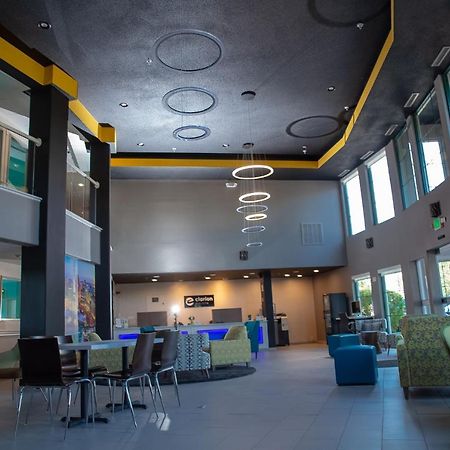 Clarion Pointe Indianapolis Airport Hotel Плейнфийлд Екстериор снимка