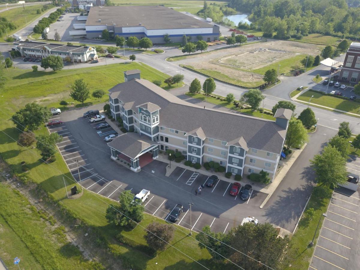 Clarion Pointe Indianapolis Airport Hotel Плейнфийлд Екстериор снимка