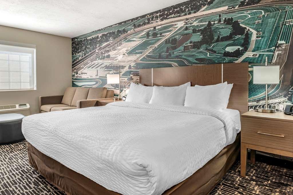 Clarion Pointe Indianapolis Airport Hotel Плейнфийлд Стая снимка